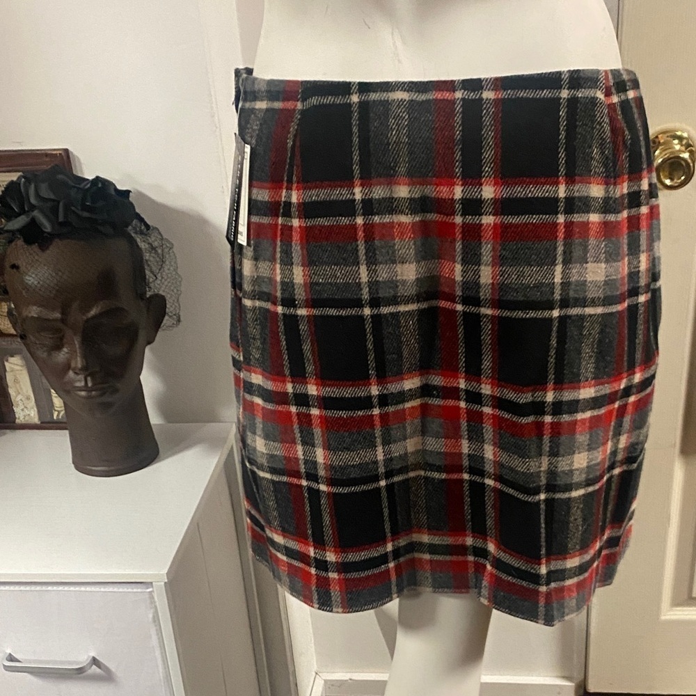Bentley 90s Plaid Black & Red Women's Skirt - Picture 5 of 9